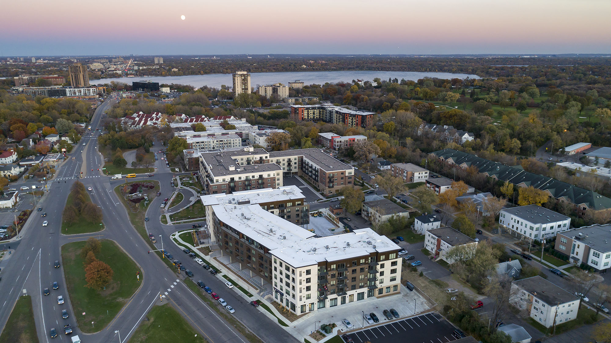 Winter at Parkway 25: St. Louis Park’s Best Cold-Weather Apartments