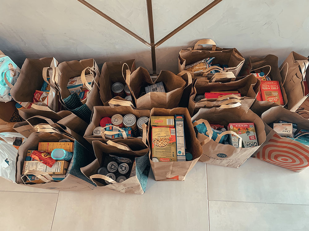 p25-fooddrive1.jpg